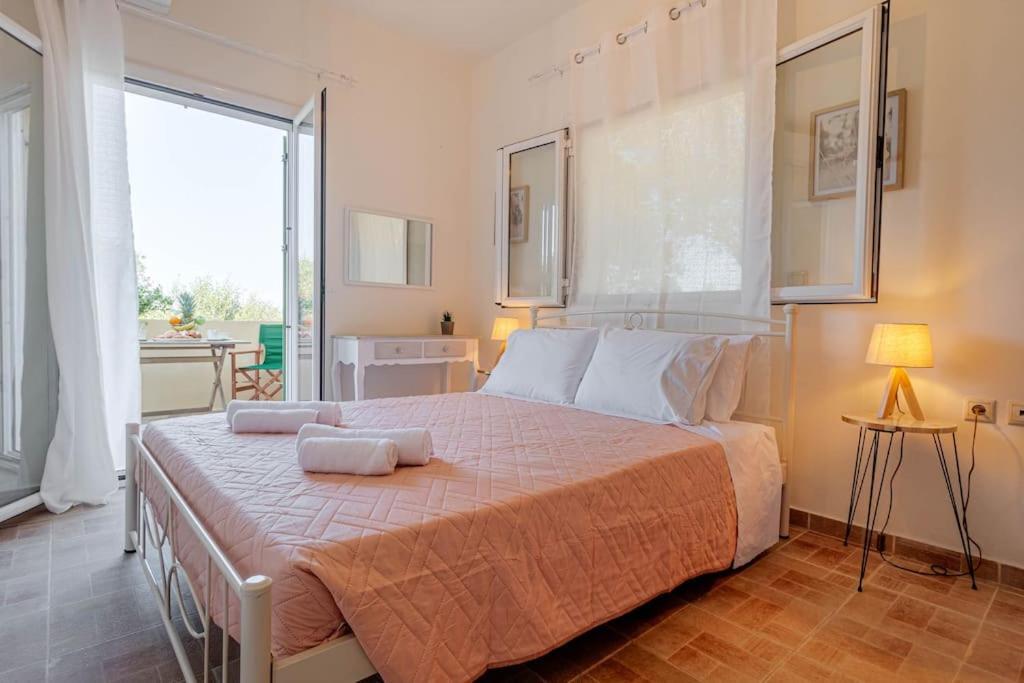 Dimitra's South House Apartment